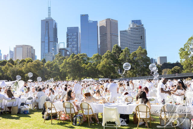 How Diner en Blanc Melbourne started – special moments and challenges with Sara Walsh
